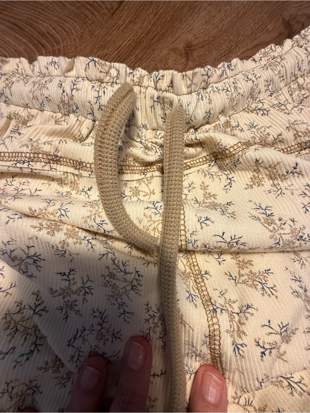 POL Beige Floral Panel Track Pants - Picture 5 of 6